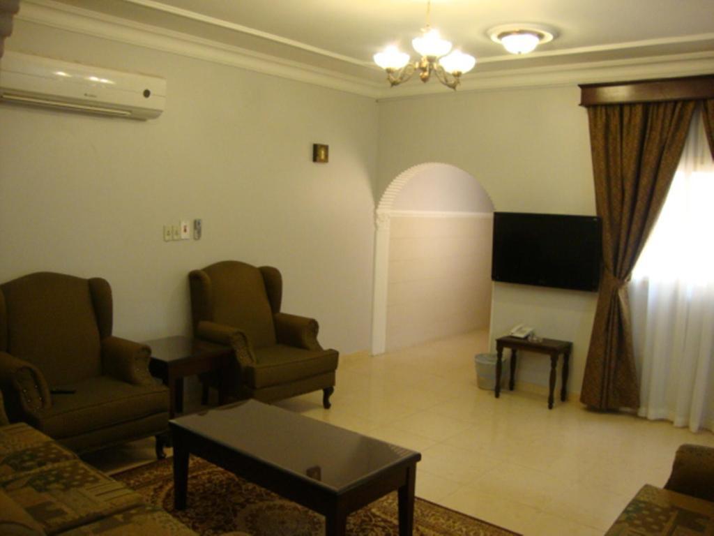 Majmoaa Chabk Algzira Llmkaolat Alaama Dammam Exterior photo